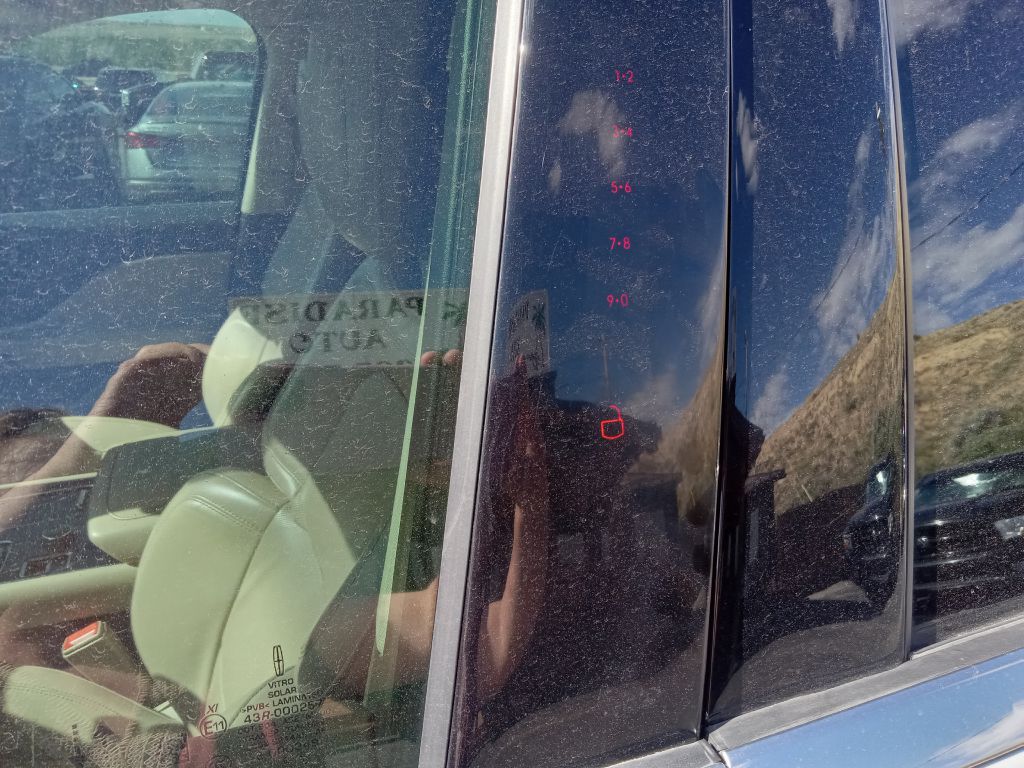 Photo 27 of this LINCOLN AVIATOR
