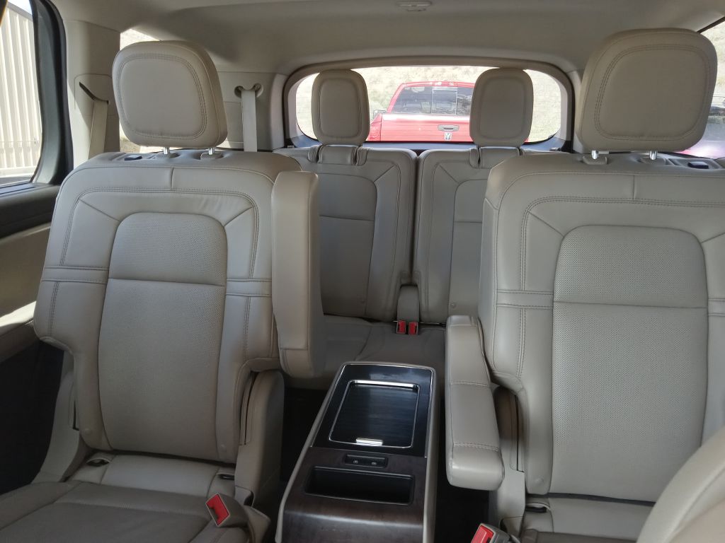 Photo 35 of this LINCOLN AVIATOR