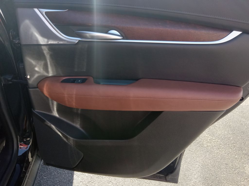 Photo 17 of this CADILLAC XT5