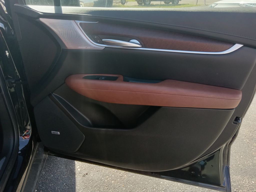 Photo 19 of this CADILLAC XT5