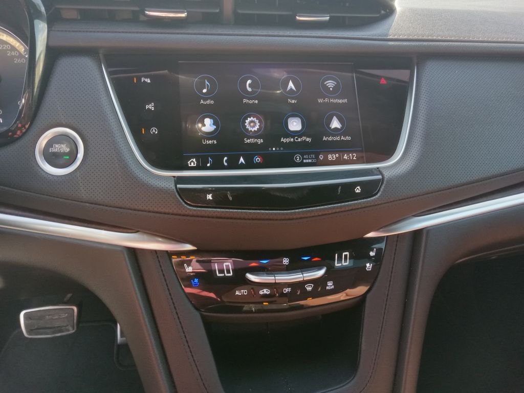 Photo 24 of this CADILLAC XT5