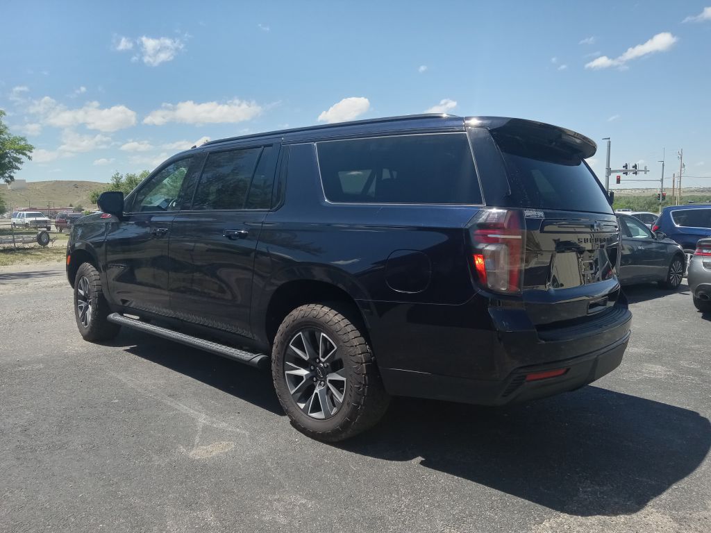 Photo 3 of this CHEVROLET SUBURBAN