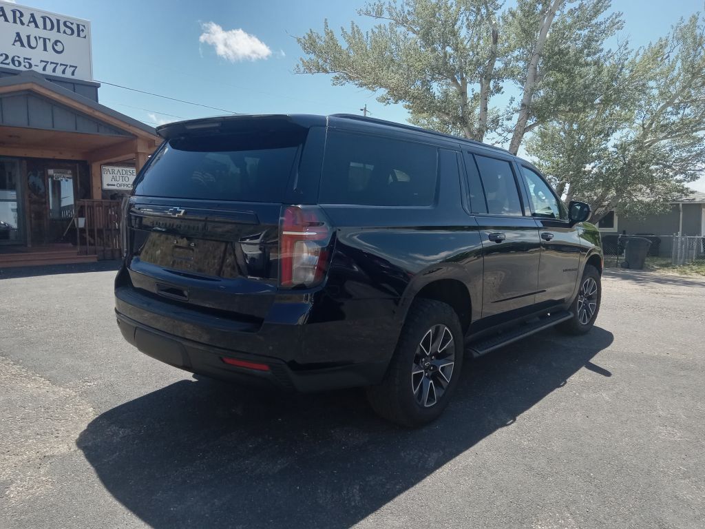Photo 5 of this CHEVROLET SUBURBAN