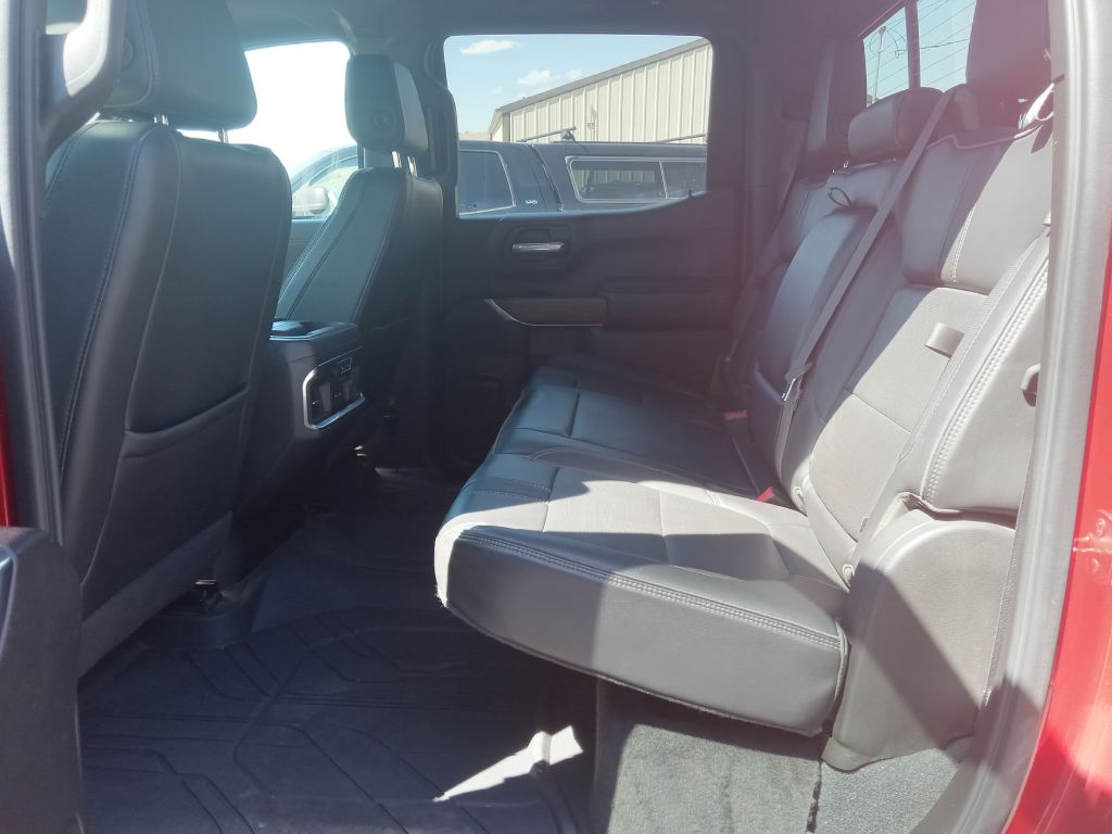 Photo 14 of this CHEVROLET SILVERADO 1500