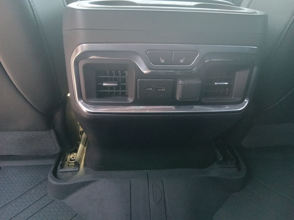 Photo 17 of this CHEVROLET SILVERADO 1500