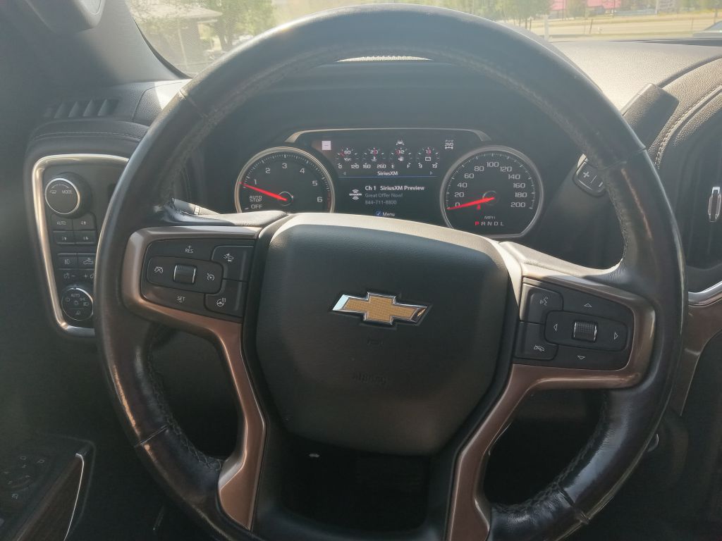 Photo 24 of this CHEVROLET SILVERADO 1500