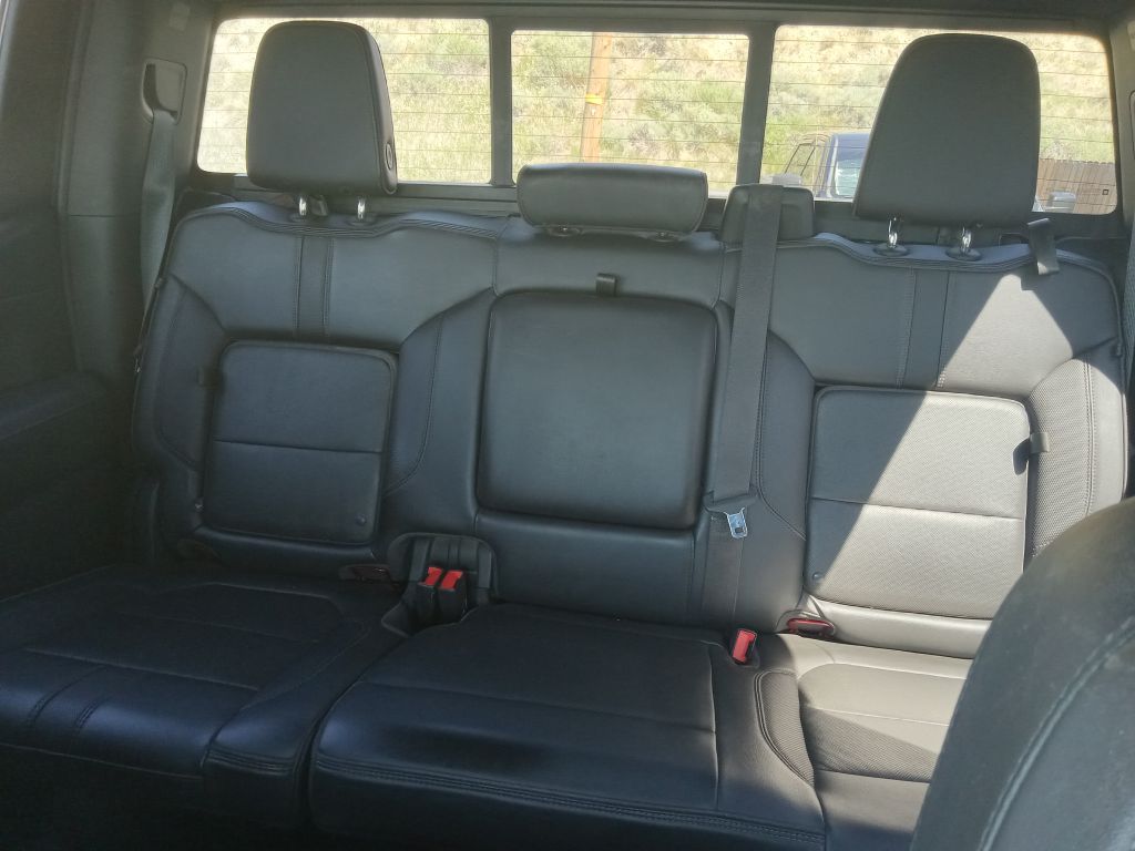 Photo 31 of this CHEVROLET SILVERADO 1500
