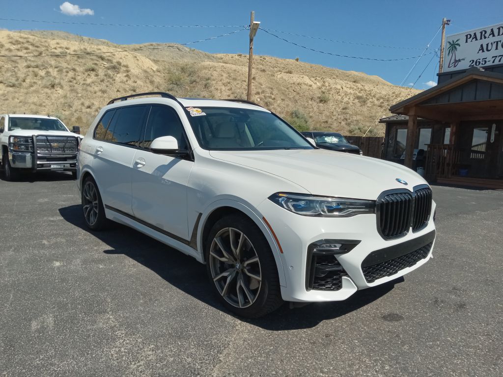 Photo 7 of this BMW X7