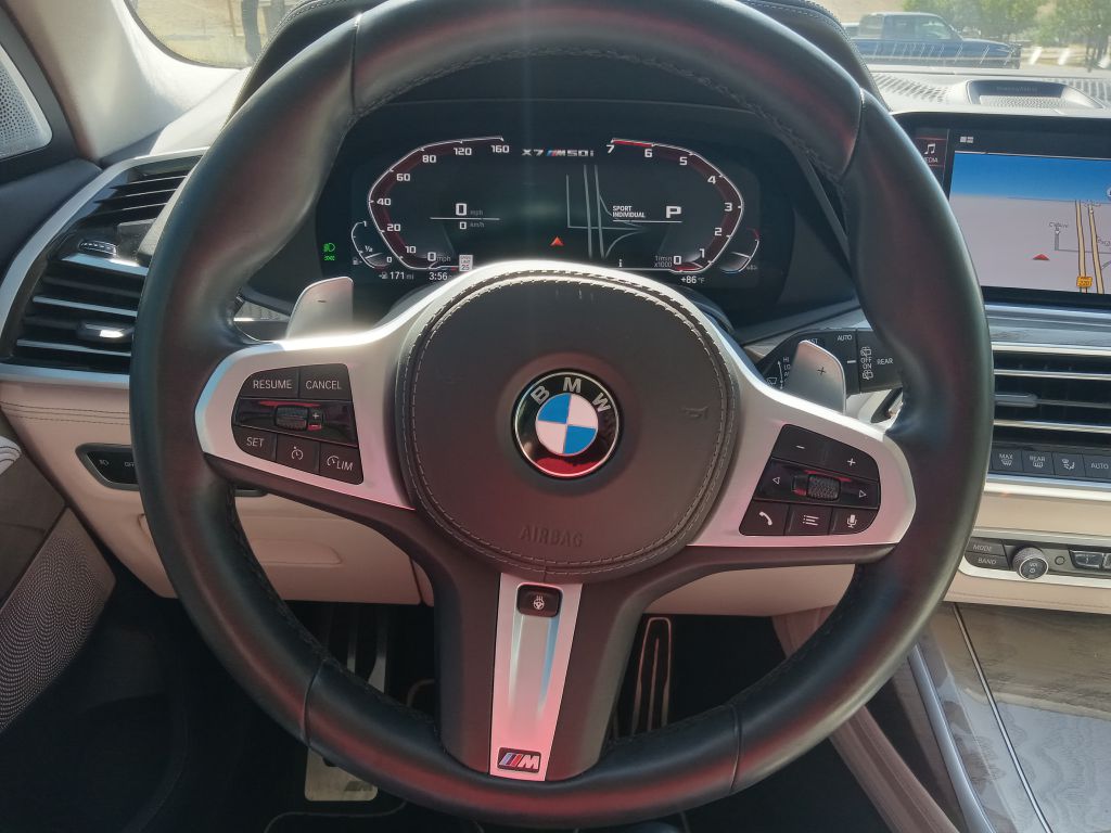 Photo 31 of this BMW X7