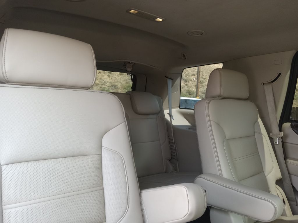 Photo 25 of this GMC YUKON