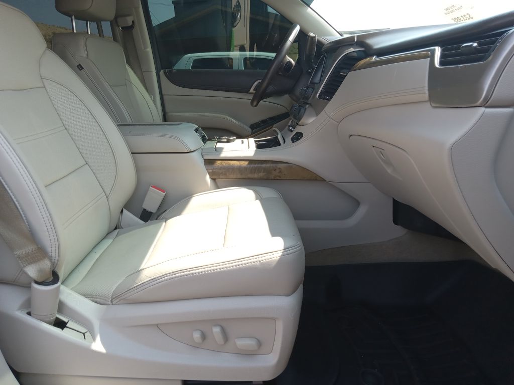 Photo 27 of this GMC YUKON