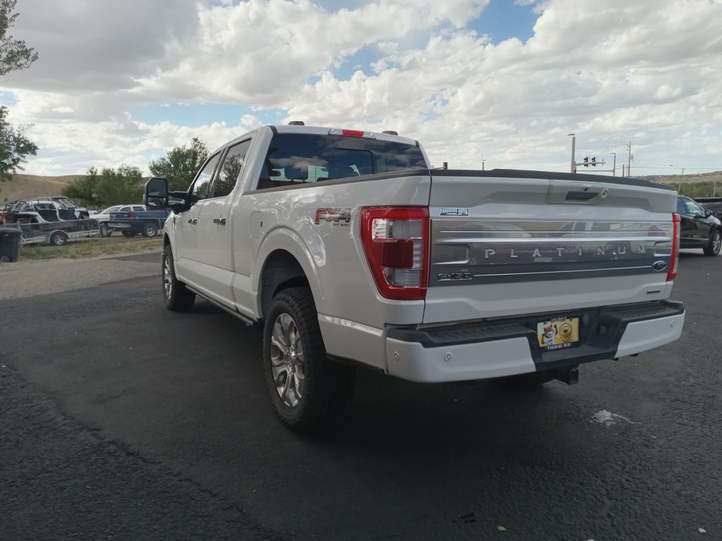 Photo 3 of this FORD F150 PLATINUM