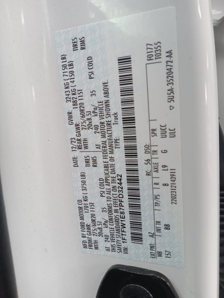Photo 12 of this FORD F150 PLATINUM