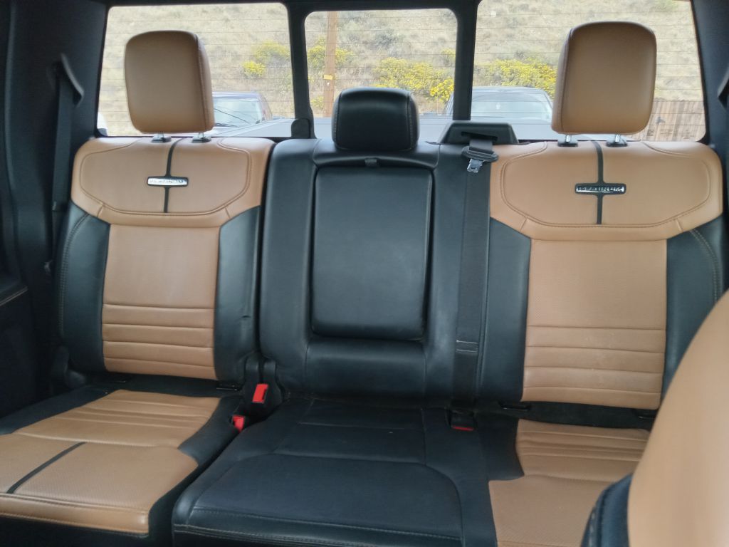 Photo 32 of this FORD F150 PLATINUM