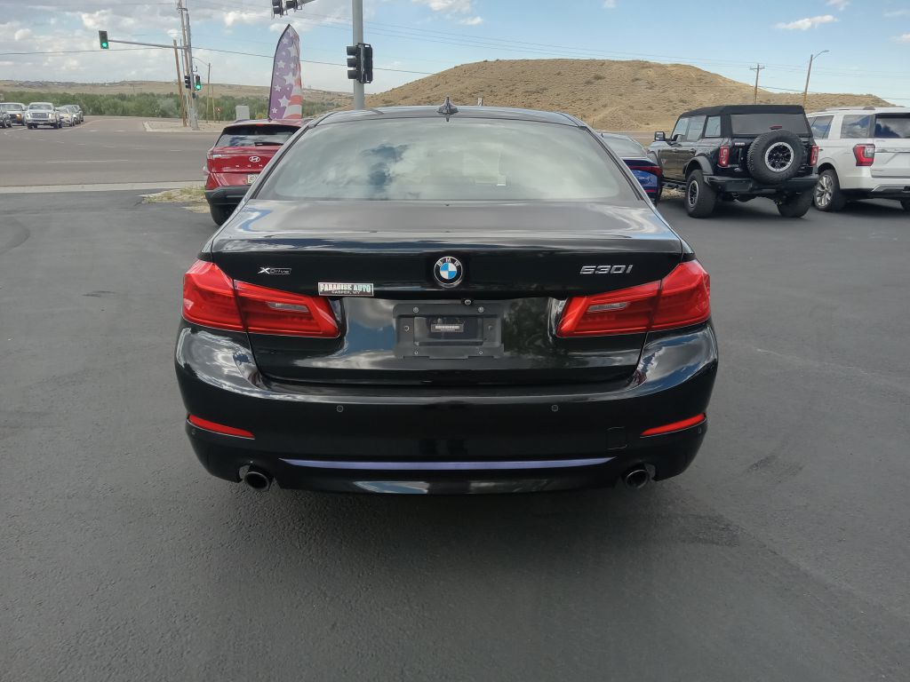 Photo 4 of this BMW 530 XI
