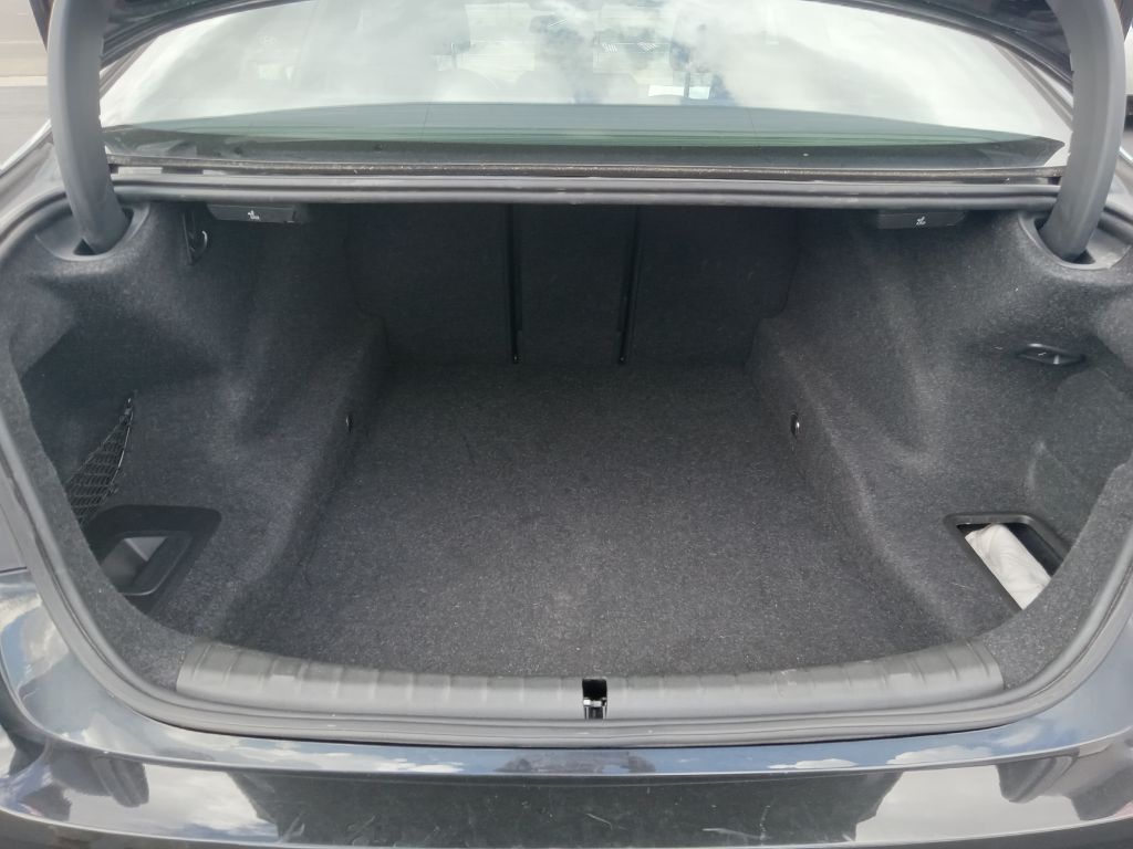 Photo 17 of this BMW 530 XI