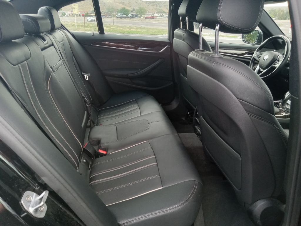 Photo 19 of this BMW 530 XI
