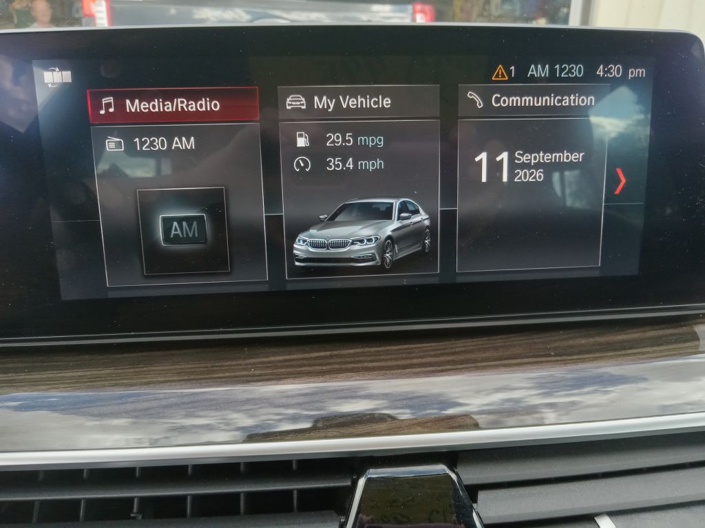 Photo 30 of this BMW 530 XI