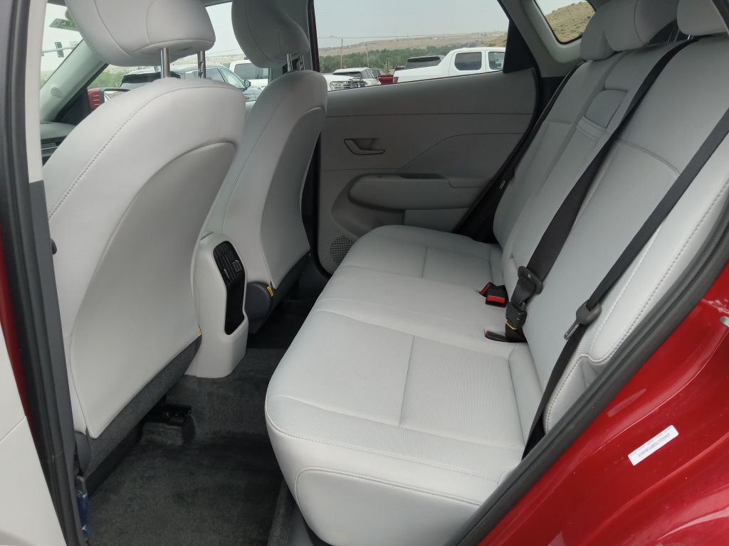 Photo 14 of this HYUNDAI KONA