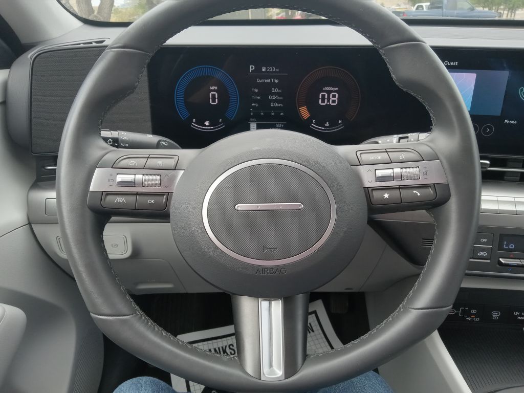 Photo 23 of this HYUNDAI KONA