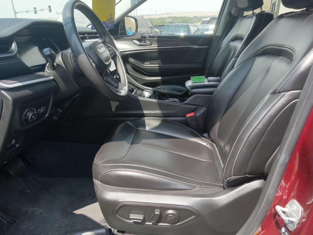 Photo 12 of this JEEP GRAND CHEROKEE