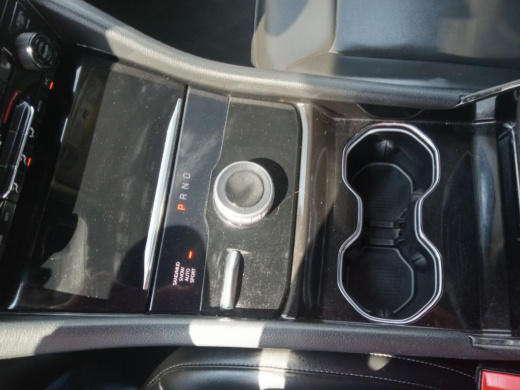 Photo 30 of this JEEP GRAND CHEROKEE