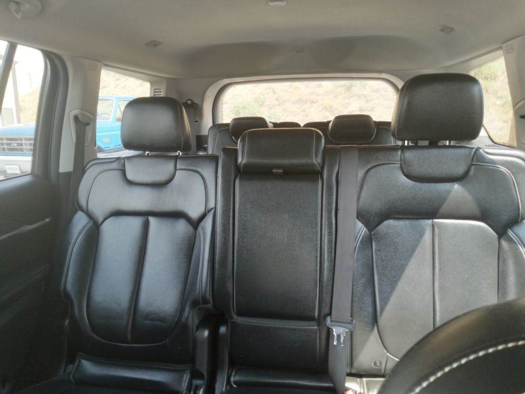 Photo 31 of this JEEP GRAND CHEROKEE