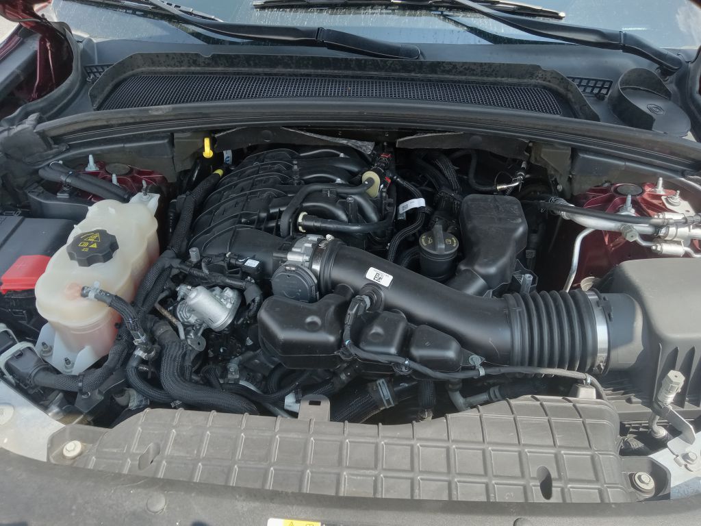 Photo 33 of this JEEP GRAND CHEROKEE