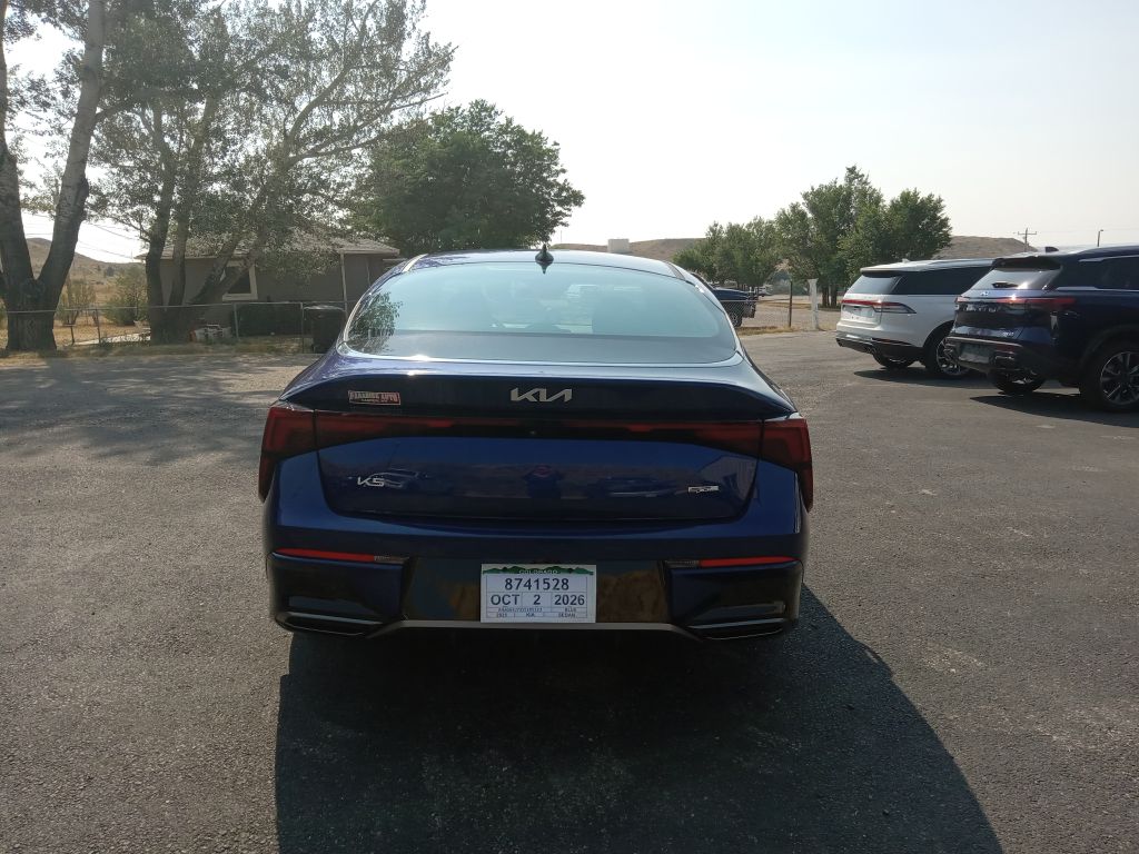 Photo 4 of this KIA K5