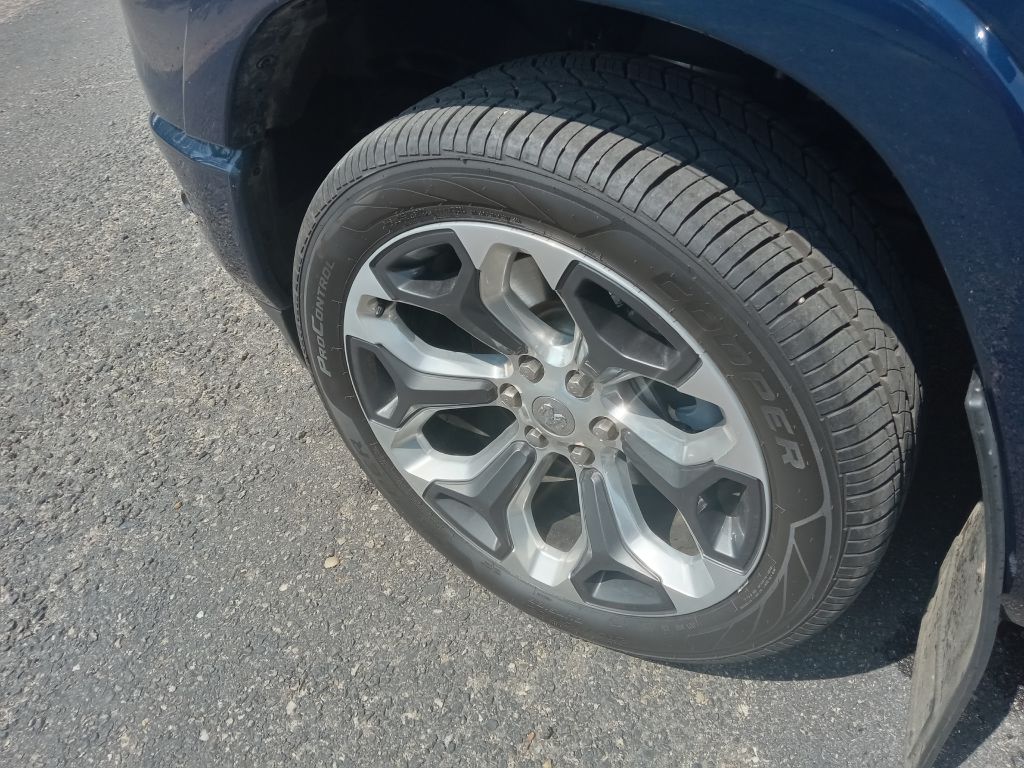 Photo 9 of this RAM 1500 LIMITED