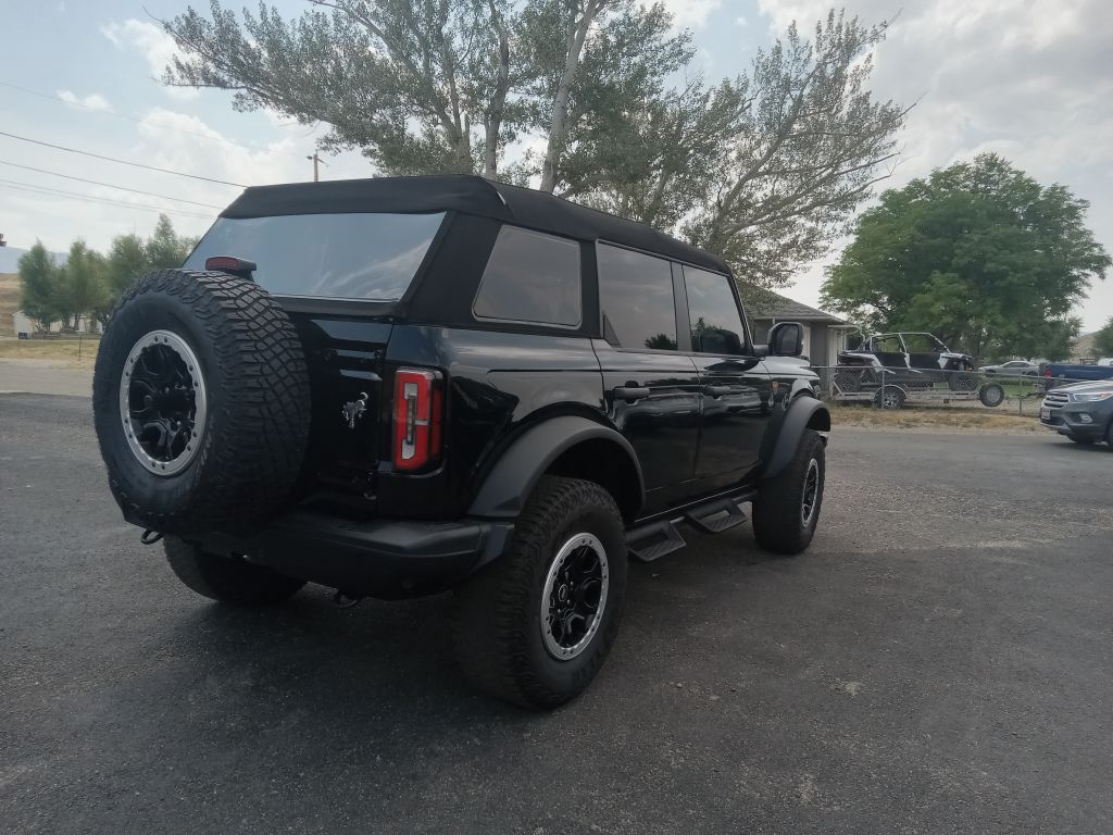 Photo 5 of this FORD BRONCO