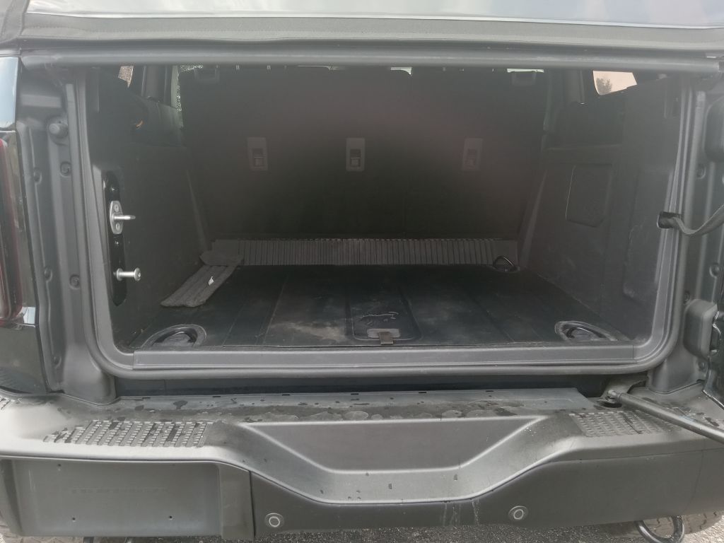 Photo 18 of this FORD BRONCO