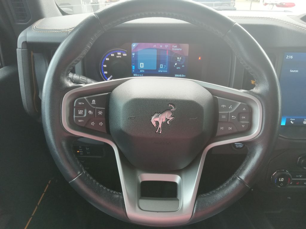 Photo 24 of this FORD BRONCO