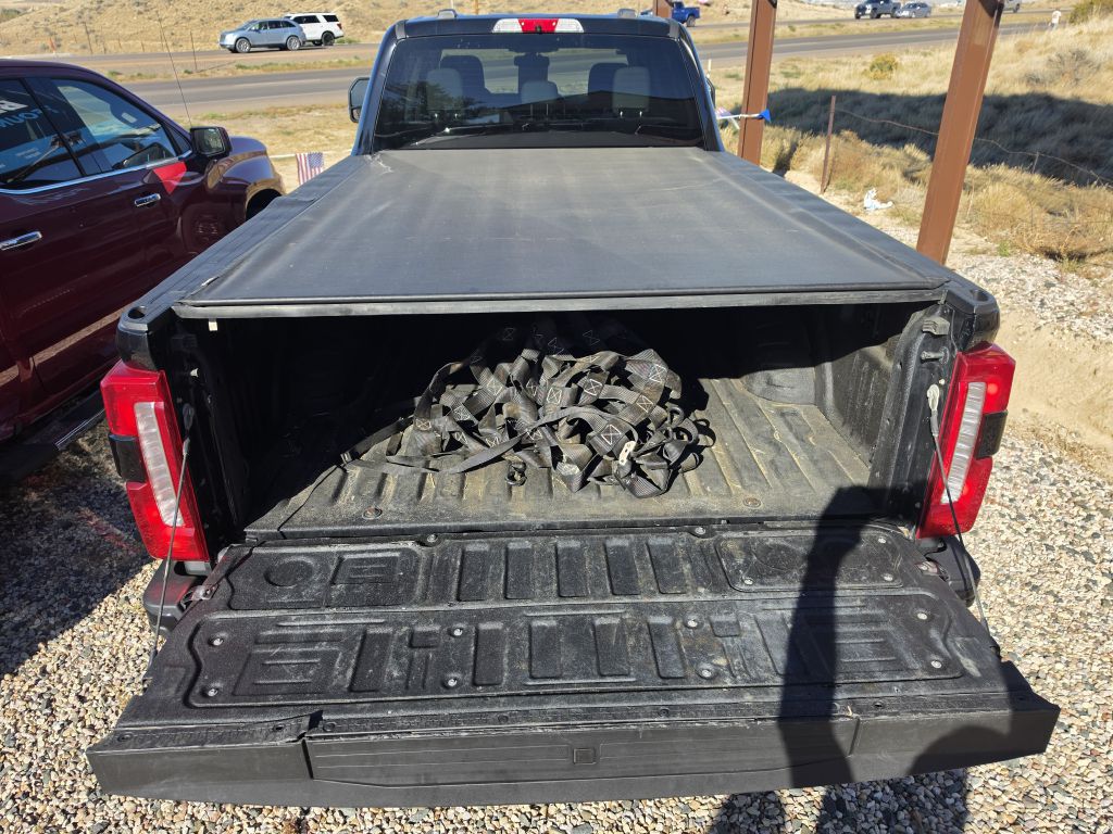 Photo 2 of this FORD F250