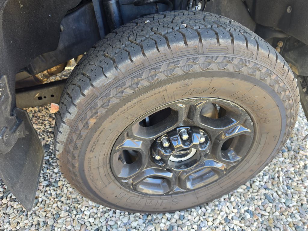 Photo 6 of this FORD F250