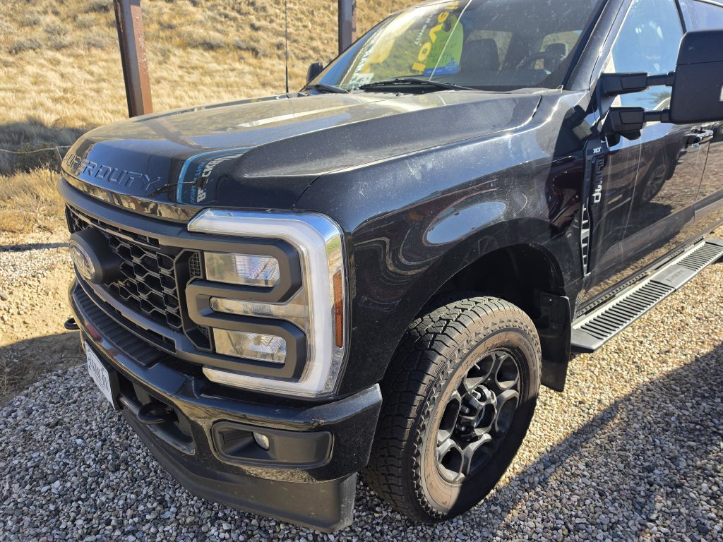 Photo 8 of this FORD F250