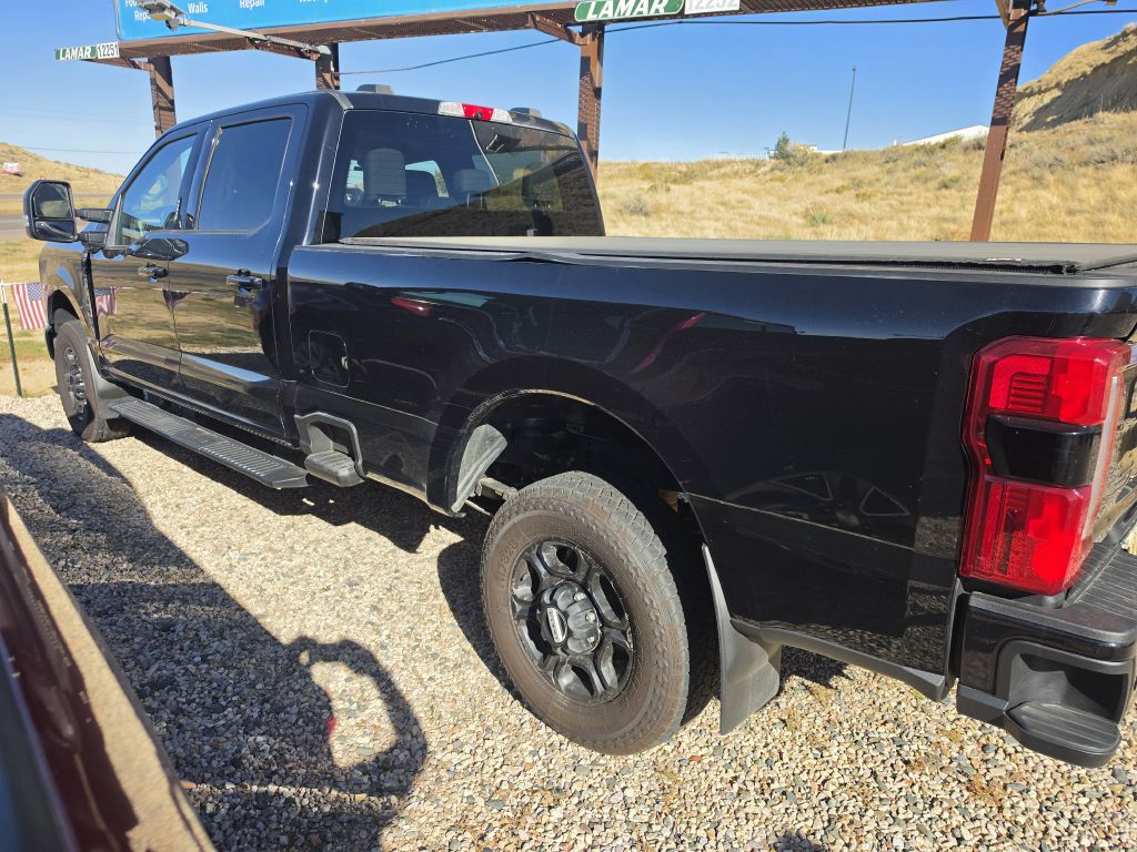 Photo 11 of this FORD F250