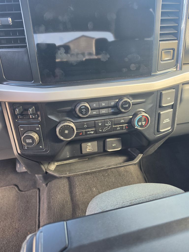 Photo 14 of this FORD F250