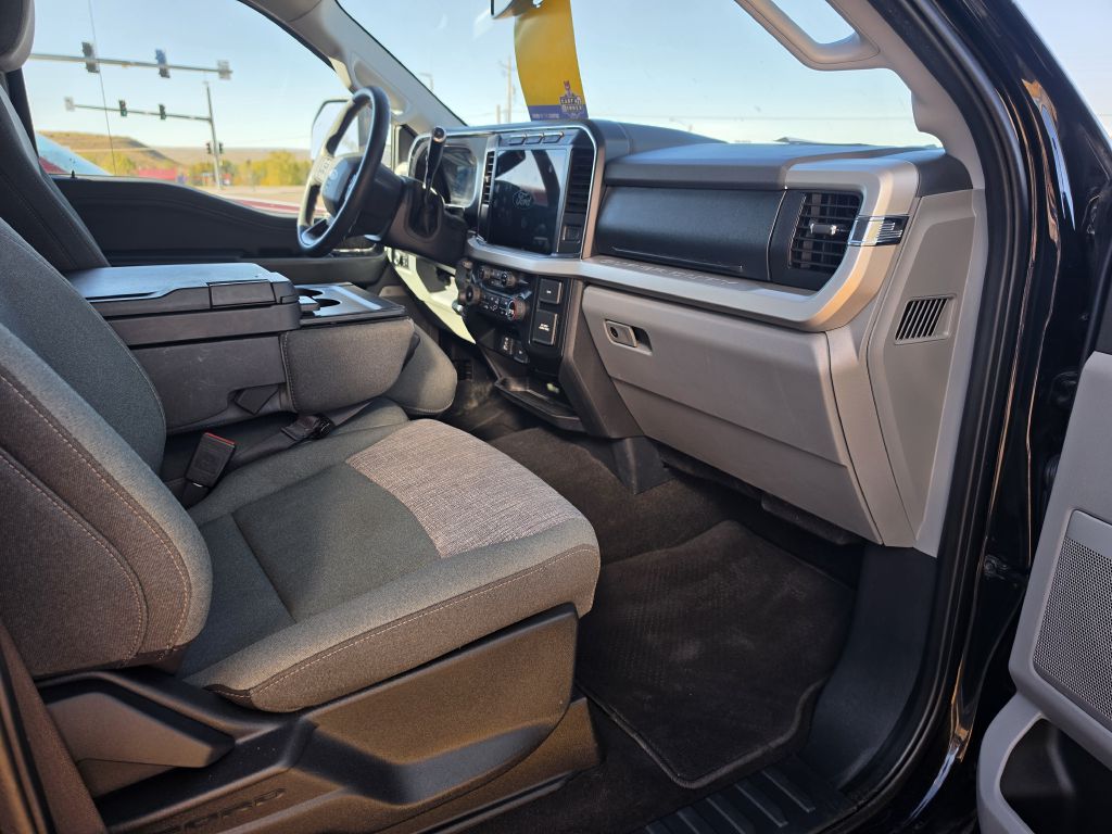 Photo 19 of this FORD F250