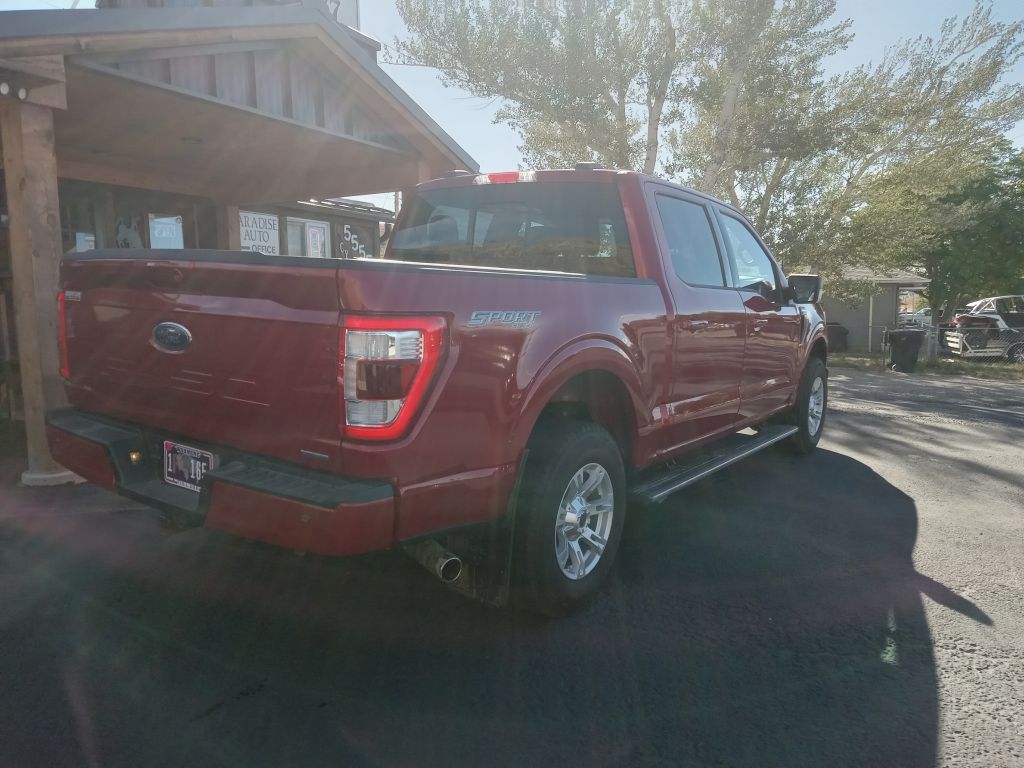 Photo 5 of this FORD F150 LARIAT