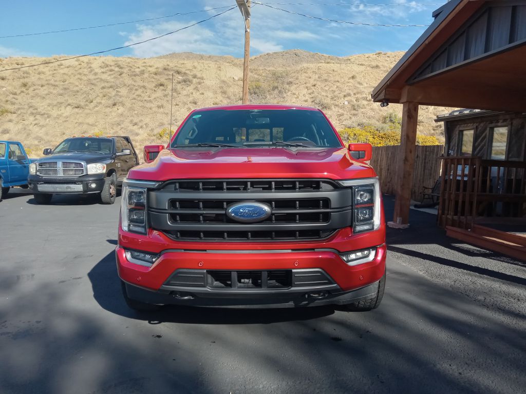 Photo 8 of this FORD F150 LARIAT