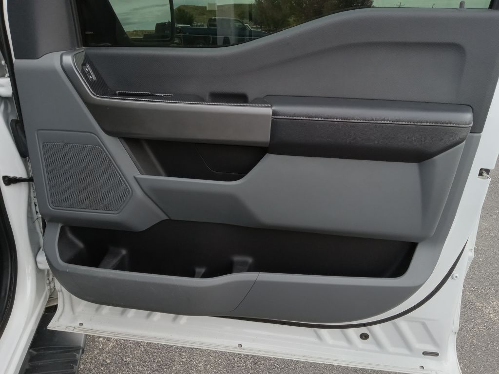 Photo 20 of this FORD F150