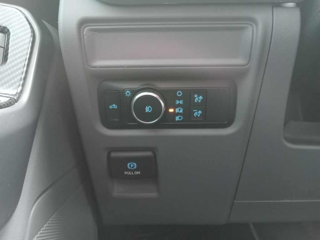 Photo 25 of this FORD F150