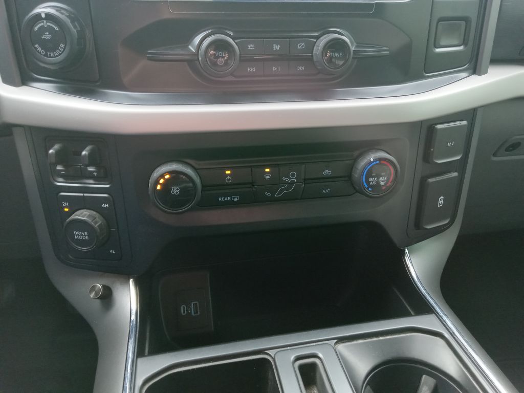 Photo 27 of this FORD F150