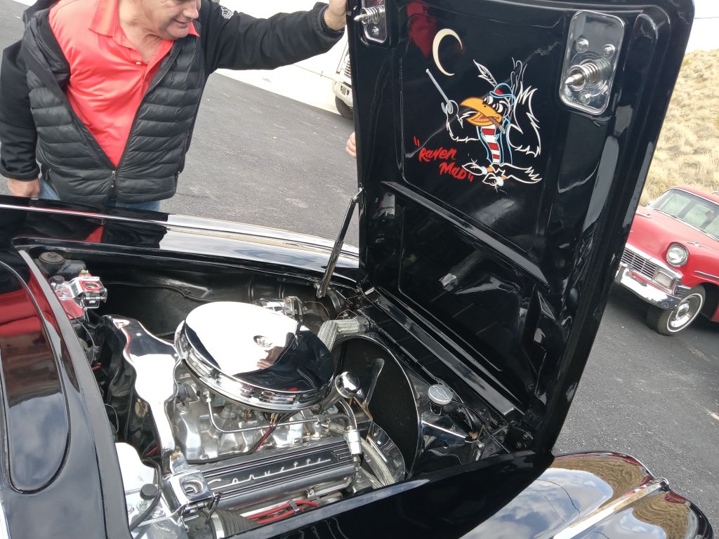 Photo 17 of this CHEVROLET Corvette