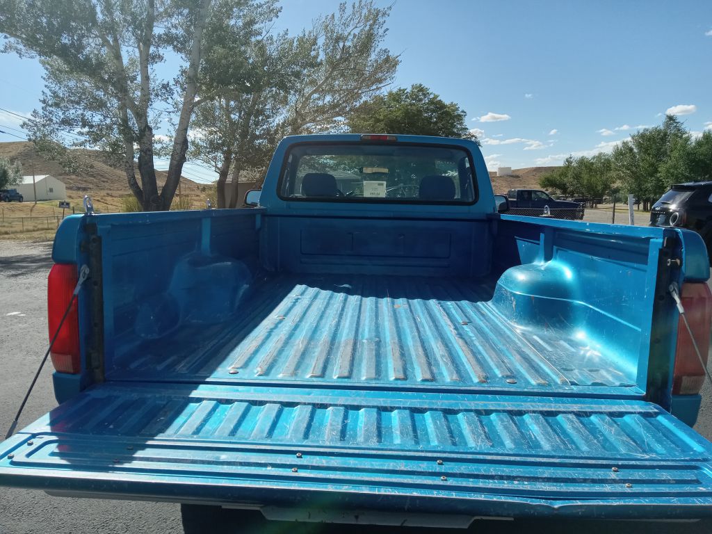 Photo 5 of this FORD F150