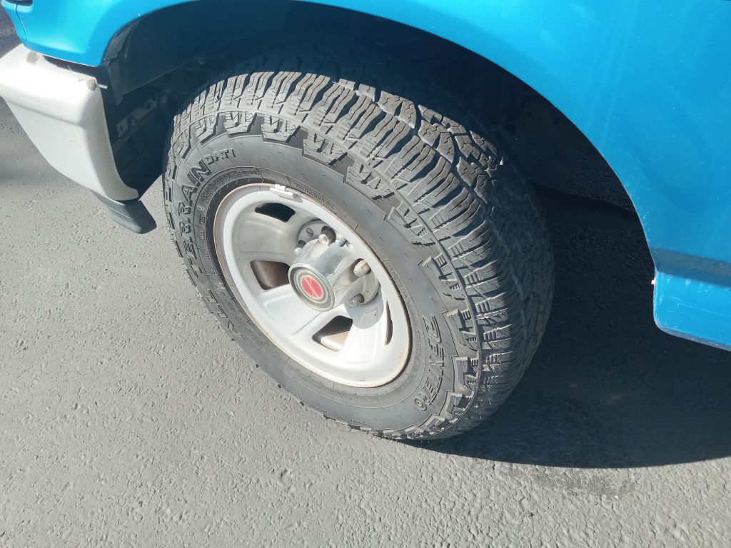 Photo 10 of this FORD F150