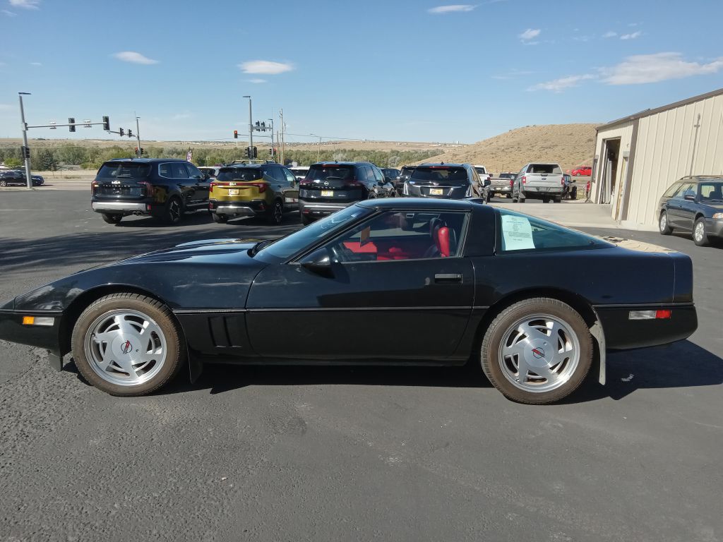 Photo 2 of this CHEVROLET CORVETTE