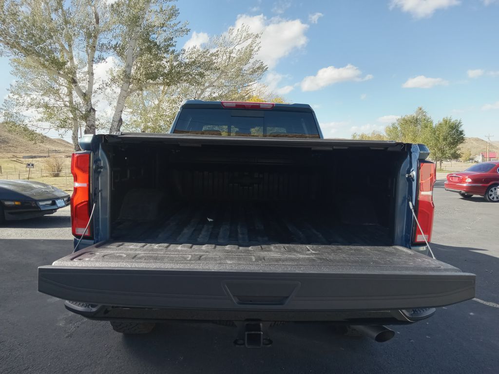 Photo 5 of this CHEVROLET SILVERADO 2500