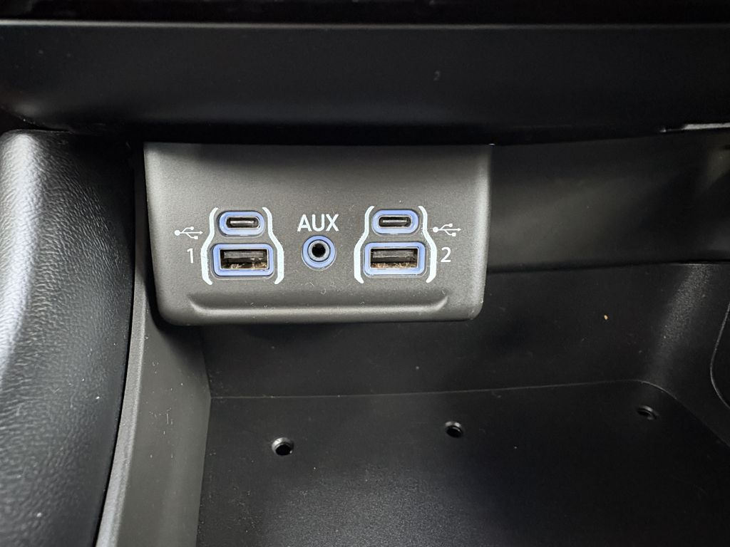 Photo 19 of this DODGE DURANGO